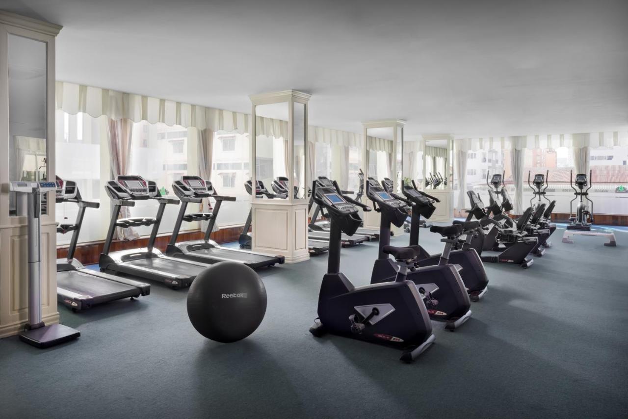 Green Palace Hotel Пном Пен Екстериор снимка