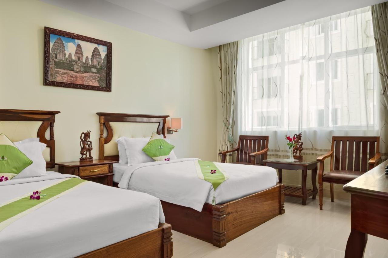 Green Palace Hotel Пном Пен Екстериор снимка