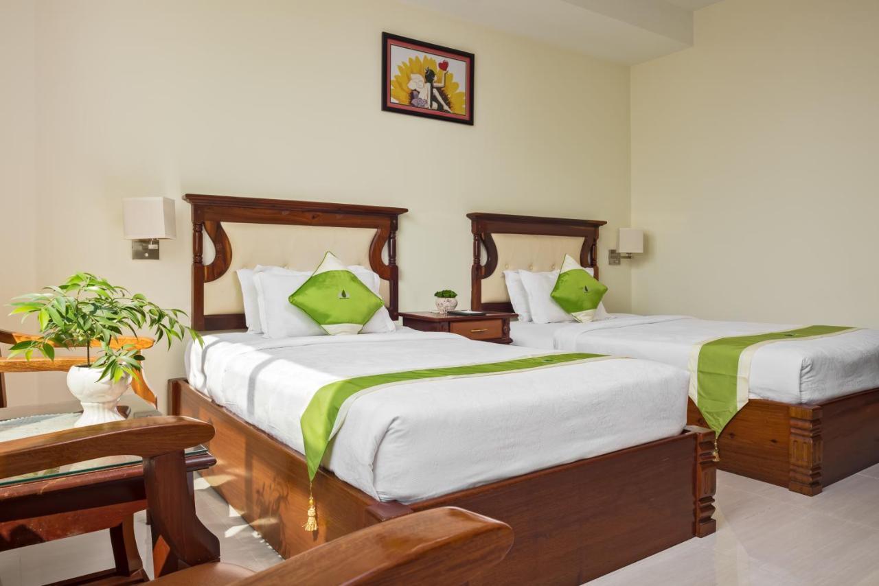 Green Palace Hotel Пном Пен Екстериор снимка